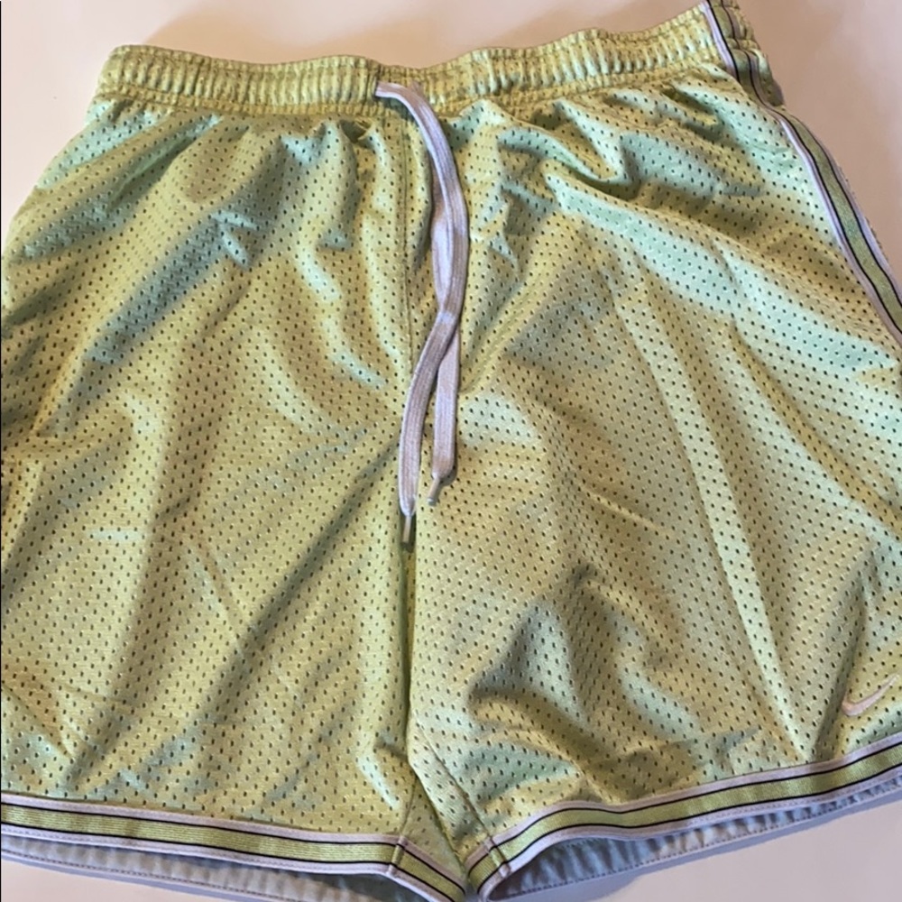nike mesh basketball shorts